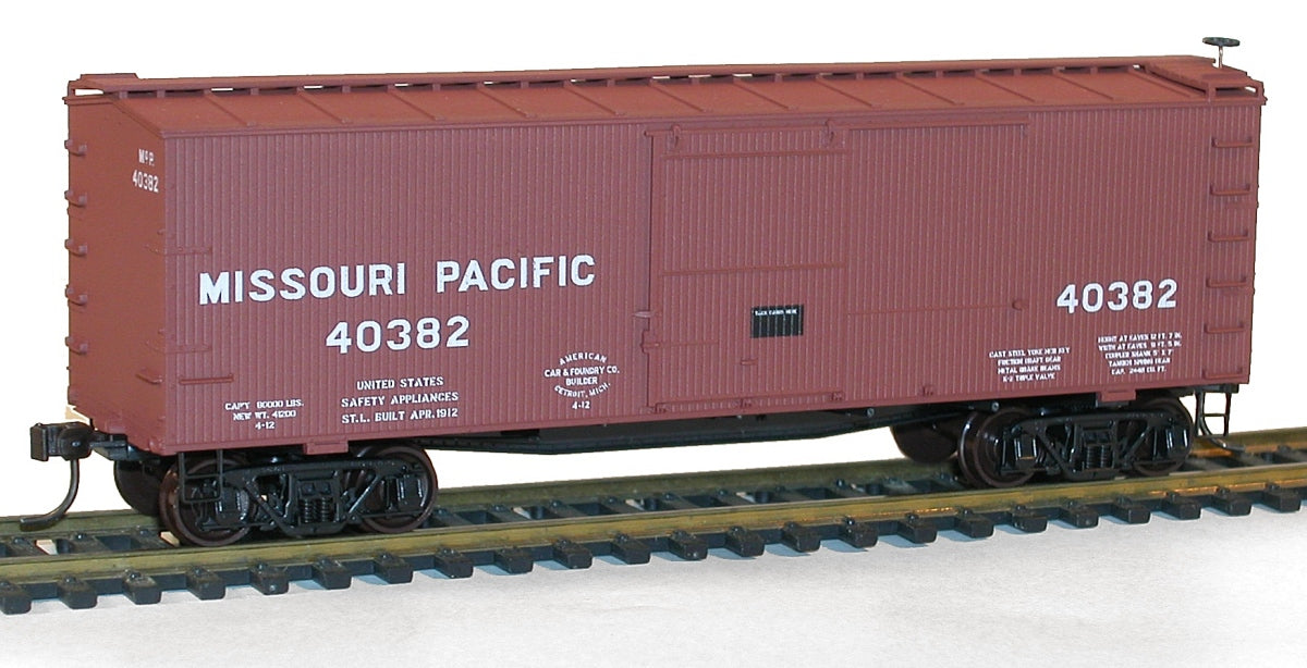 Accurail 1704 HO Missouri Pacific 36' Double Sheath Wood Boxcar #40382