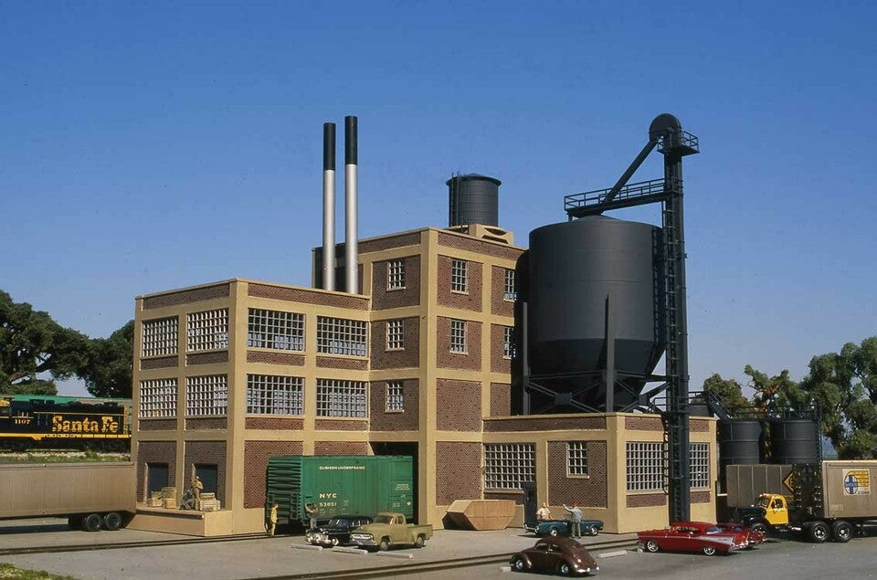 Walthers 933-4141 HO Tire Plant Building Kit