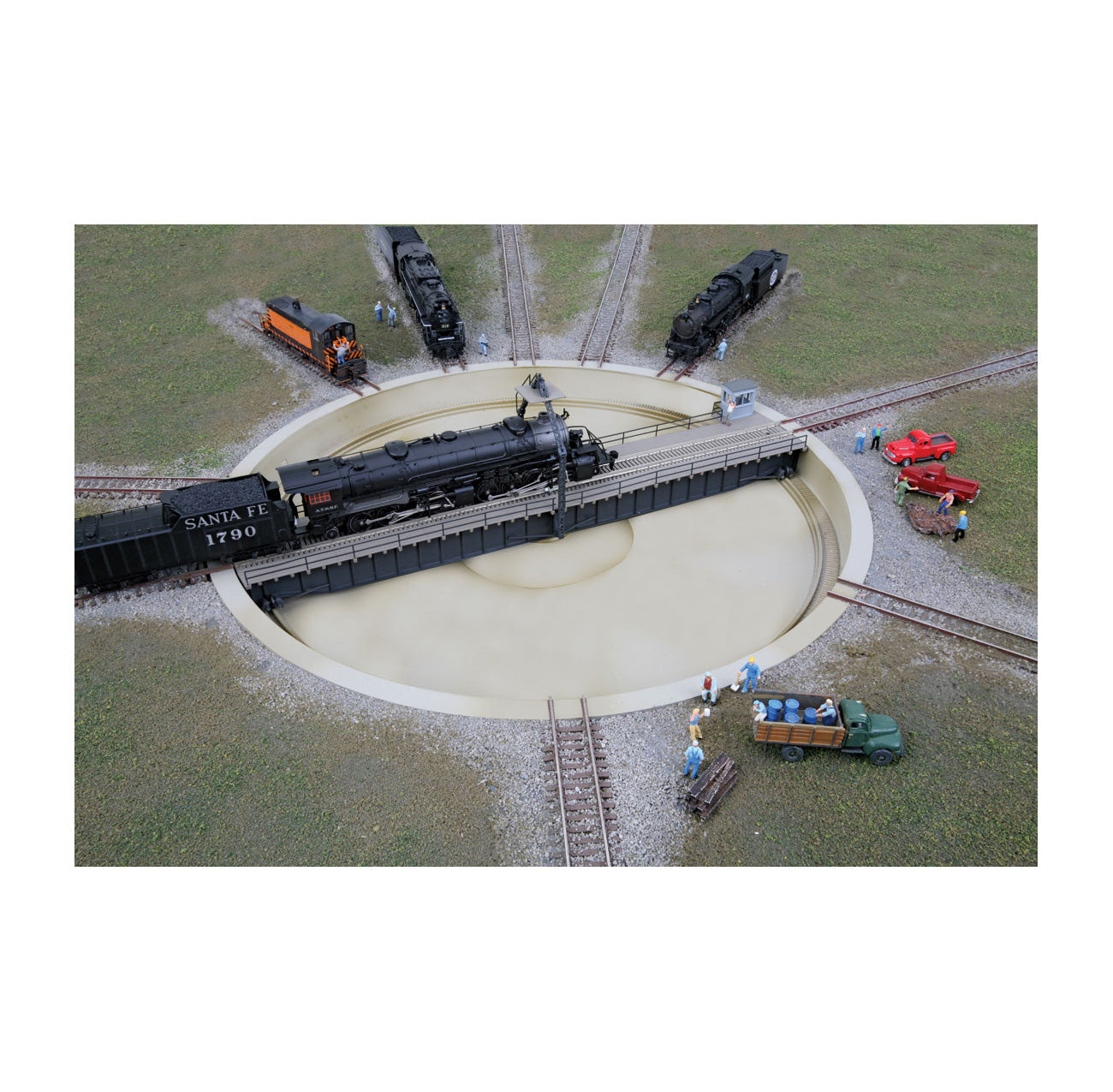Walthers 933-2618 N Assembled Motorized 130' Turntable