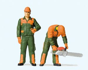 Preiser 44912 G Modern Lumberjacks with Hardhats Figure (Set of 2)
