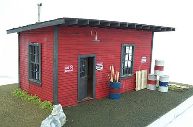 Motrak Models 43001 O Supply Shed Kit