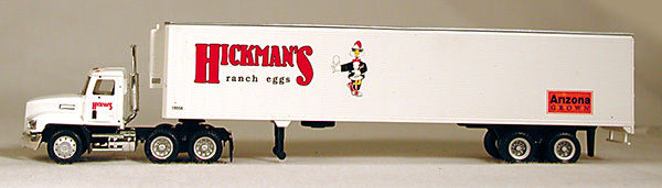 Con-Cor 0004-001096 HO Hickmans Eggs P. Generic Mack Tractor W/48' Trailer