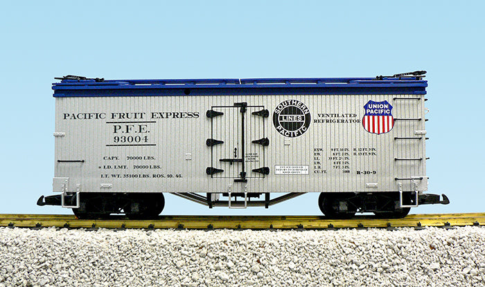 USA Trains R16004D G PFE SP/UP U.S. Refrigerator Cars (Silver/Blue) #93004
