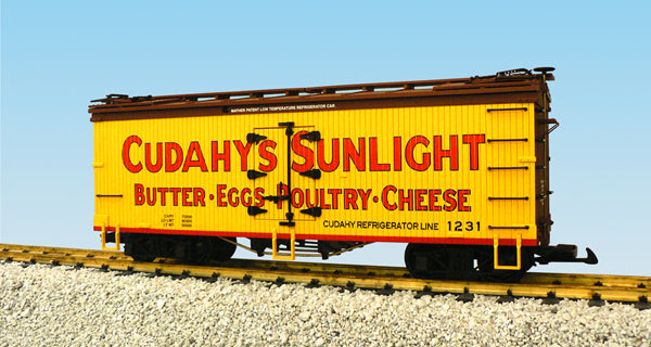 USA Trains R16356 G Cudahy Sunlight U.S. Refrigerator Cars (Yellow/Brown)