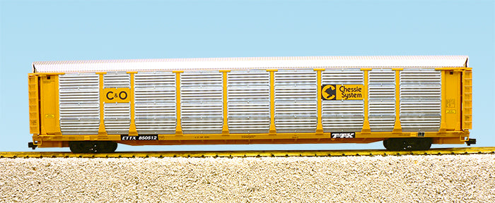 USA Trains R17193 G Chesapeake and Ohio Bi Level Auto Carriers