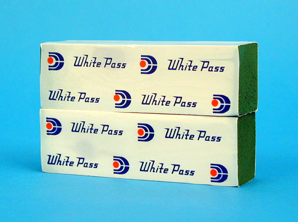 USA Trains R1740P G White Pass Lumber Co. Pallet Load For Center Beam Flat Car