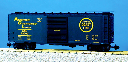USA Trains R19211C G Atlantic Coast Line 40 Ft. PS-1 Simulated Steel Box Car