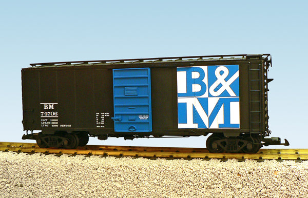 USA Trains R19217A G Boston & Maine 40 Ft. PS-1 Simulated Steel Box Car