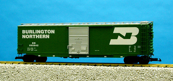 USA Trains R19307A G Burlington Northern 50 Ft. Box Car with Steel Door (Green)