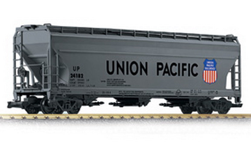 LGB 41820 G Gauge Union Pacific Hopper Car (Metal Wheels)