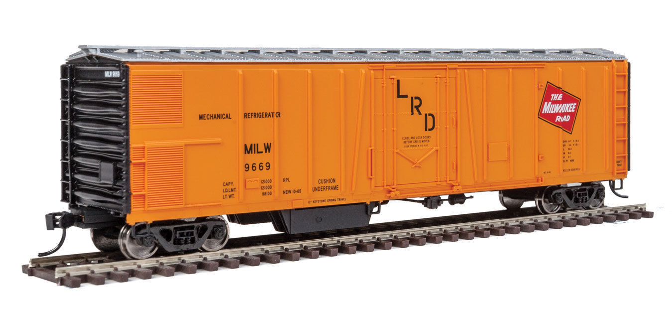 Walthers 910-3759 HO Milwaukee Road 50' AAR Mechanical Refrigerator Car #9669
