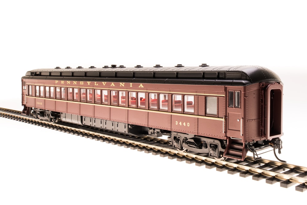 Broadway Limited 4972 HO Unlettered P70R Passenger Car with Ice AC