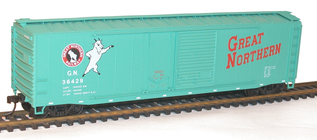 Accurail 5326 HO Great Northern 50' Combo Door Box