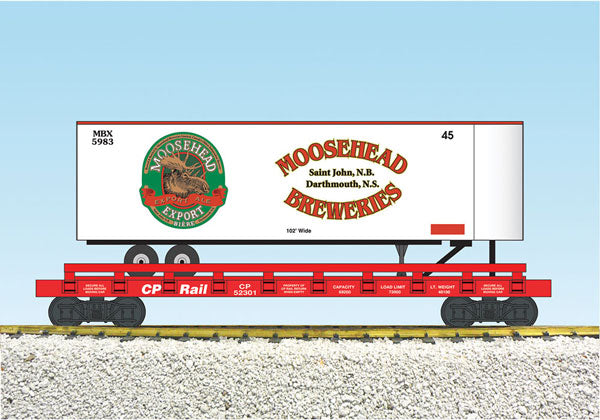 USA Trains R17049 G Gauge Moosehead Breweries Piggy Back Flat Car with Trailer
