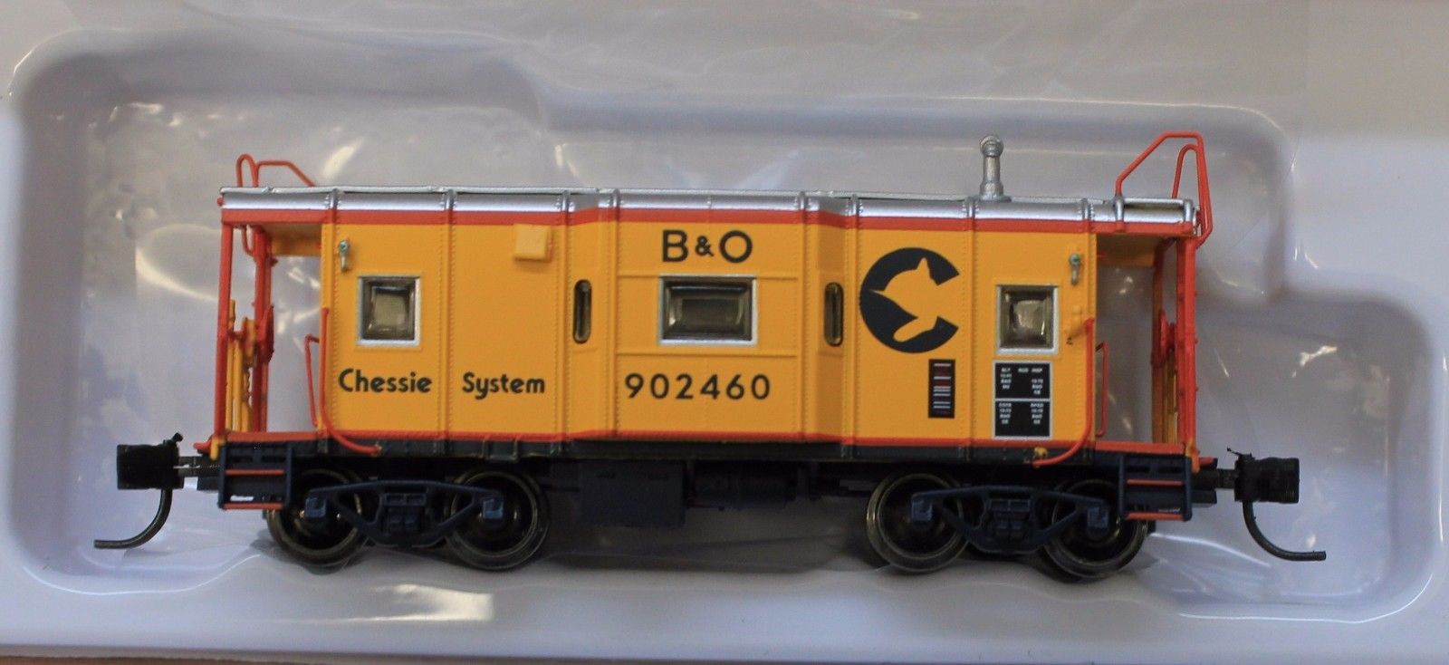 Fox Valley Models 91224 N Chessie System Wagon Top Caboose #2440