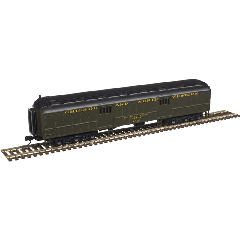 Atlas 50003827 N Chicago & North Western ACF 60' Passenger Cars (Set of 5)
