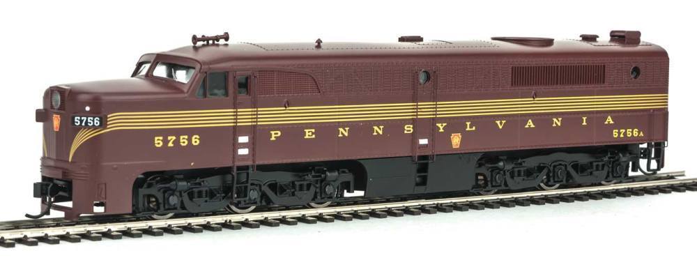 Walthers 910-10069 HO Pennsylvania Railroad Alco PA Diesel Locomotive #5756A