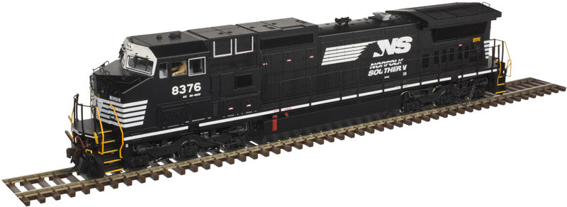 Atlas 10002304 HO Norfolk Southern DASH 8-40CW Diesel Locomotive #8376 DCC