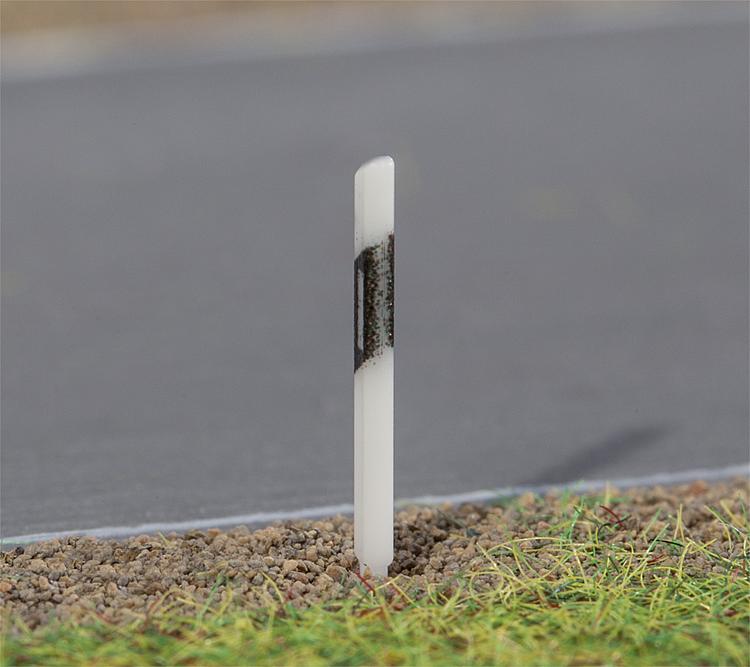 Faller 272910 N 20 Marker Posts
