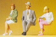 Preiser 63061 G Sitting Passers-by Figures (Set of 3)