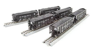 Broadway Limited 5624 HO Norfolk & Westen PRR Lettering H2a Hoppers (6)