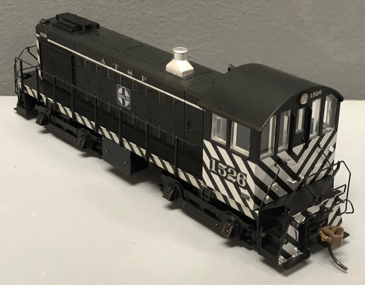 Bachmann 63104 HO Scale Santa Fe Alco S4 Diesel Locomotive #1526 - DCC Ready