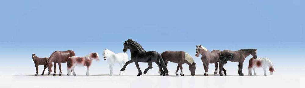 Walthers 949-6074 HO Majestic Horses Figures (Set of 9)
