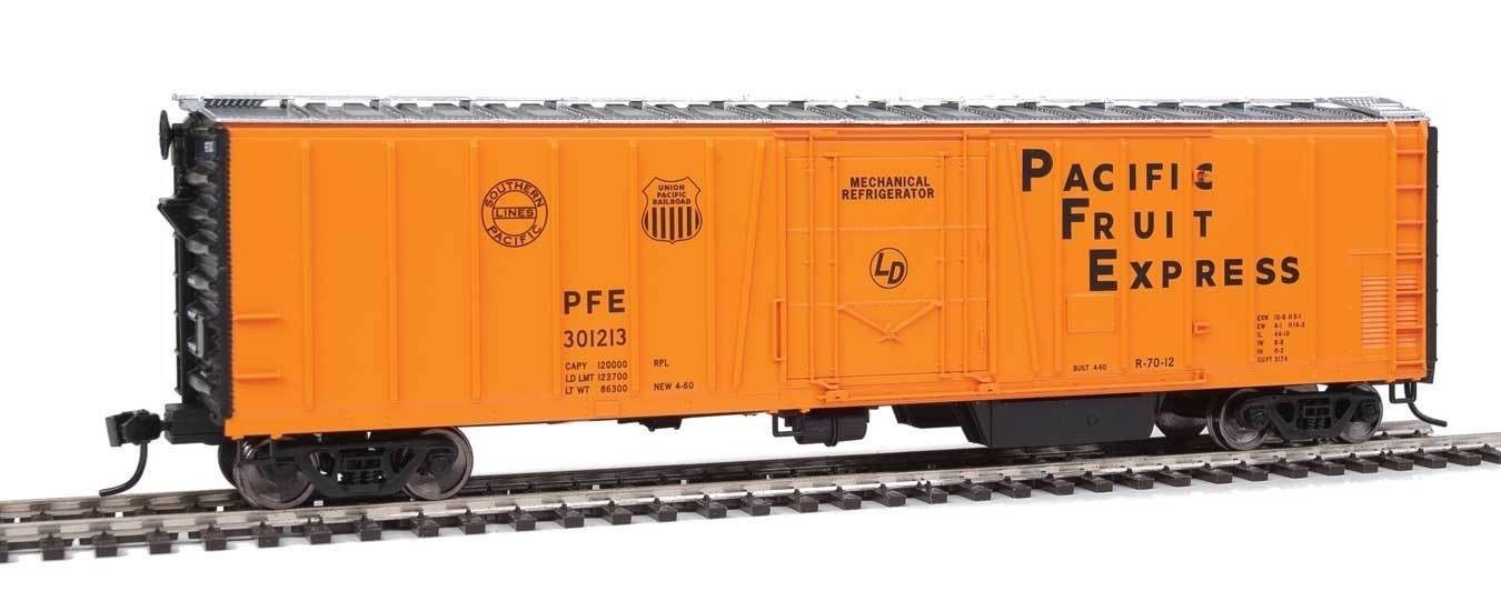 Walthers 910-3773 HO Pacific Fruit Express 50' AAR Mechanical Reefer RTR #301213
