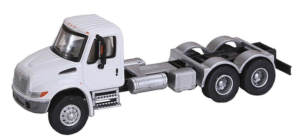 Walthers 949-11530 HO Assembled International 4300 Dual-Axle Semi Tractor Only
