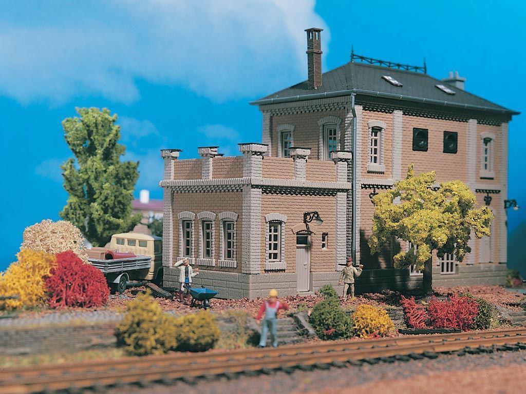 Vollmer 5610 HO Substation or Office Annex Kit