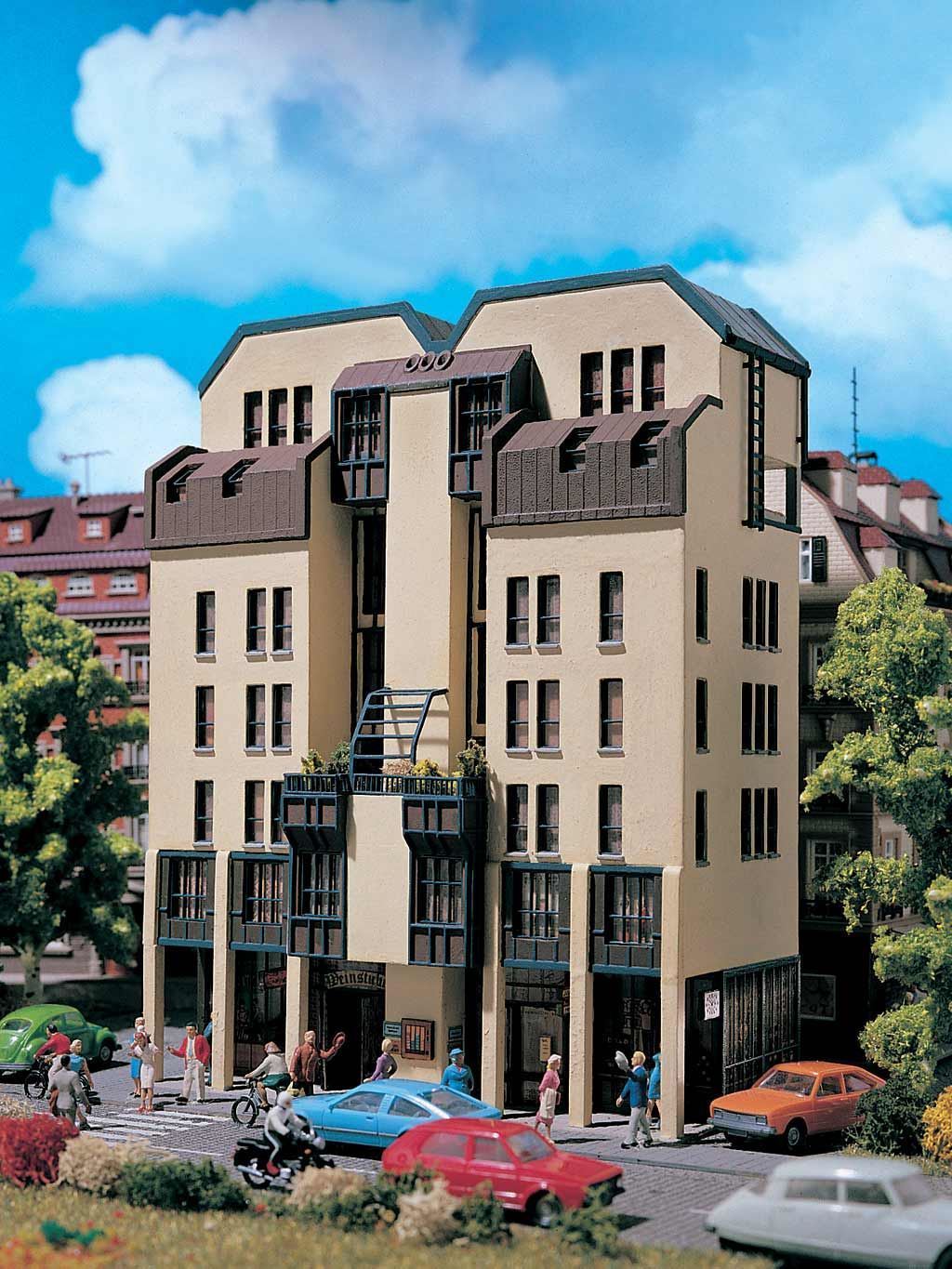 Vollmer 43801 HO Modern Apartment Building