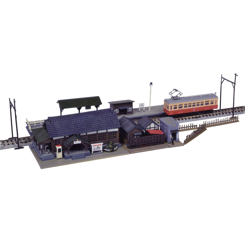 TomyTec 269960 N Commuter Rail Station & Accessories Set Kit
