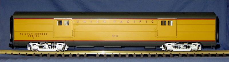 USA Trains R310502 G UP "City of Los Angeles" Baggage (Yellow/Gray)