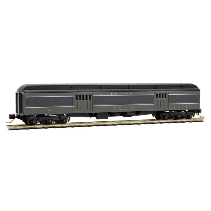 Micro-Trains 14700190 N Union Pacific 70’ Heavyweight Baggage Car #740
