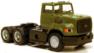 Promotex 15241 1:87 HO Red Ford L-9000 Short Body Truck