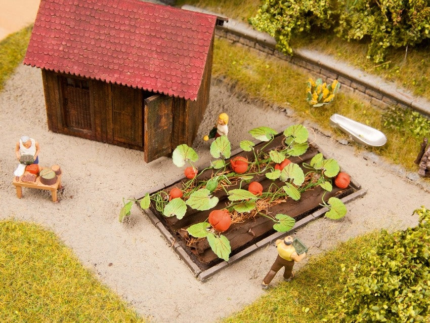 Noch 13219 HO Pumpkins (8)