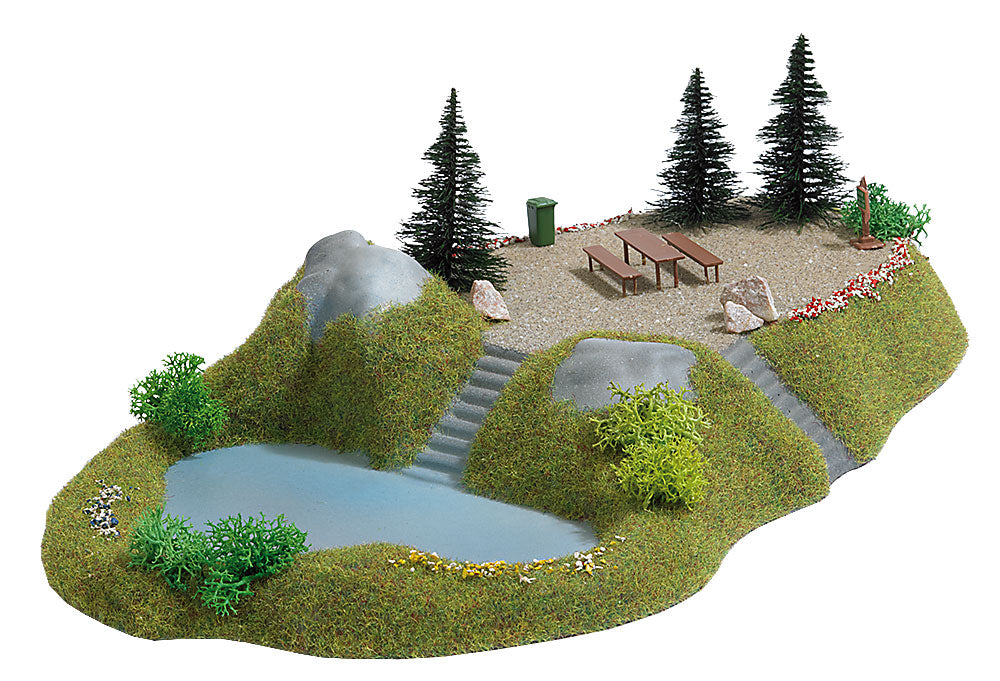 Busch 3109 HO Lake with Rest Stop 300 x 180mm