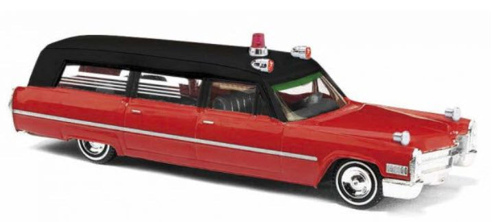 Busch 42902 HO Cadillac 66 Station Wagon 'Ambulance Chicago'