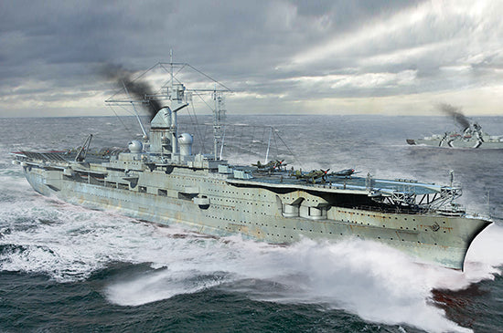 Trumpeter 06710 1:700 German Navy Aircraft Carrier DKM Peter Strasser Kit