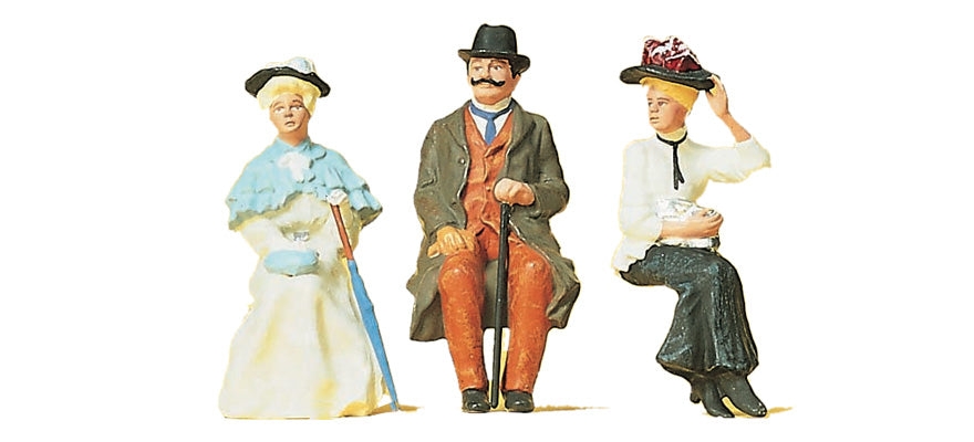 Preiser 45056 G Seated Passengers Figures (Set of 3)