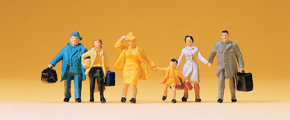 Preiser 14142 HO Walking Passengers Figures (Set of 6)
