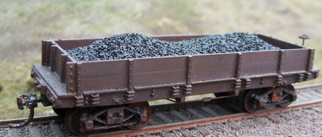Motrak Models 81900 HO Amesville Shops 28" Gondola Coal Load (Pack of 2)