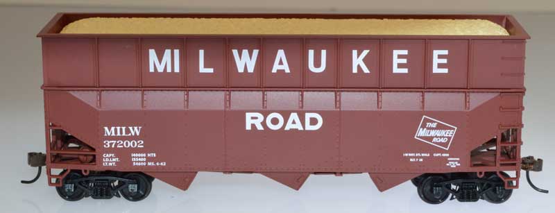 Bowser 41965 HO Milwaukee Road 70 Ton Wood Chip Hopper Car Ready To Run #372008