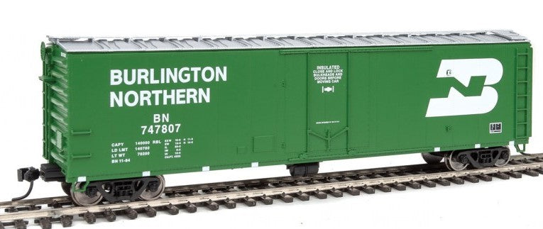 Walthers 910-2830 HO Burlington Northern 50' PC&F Insulated Boxcar #747807