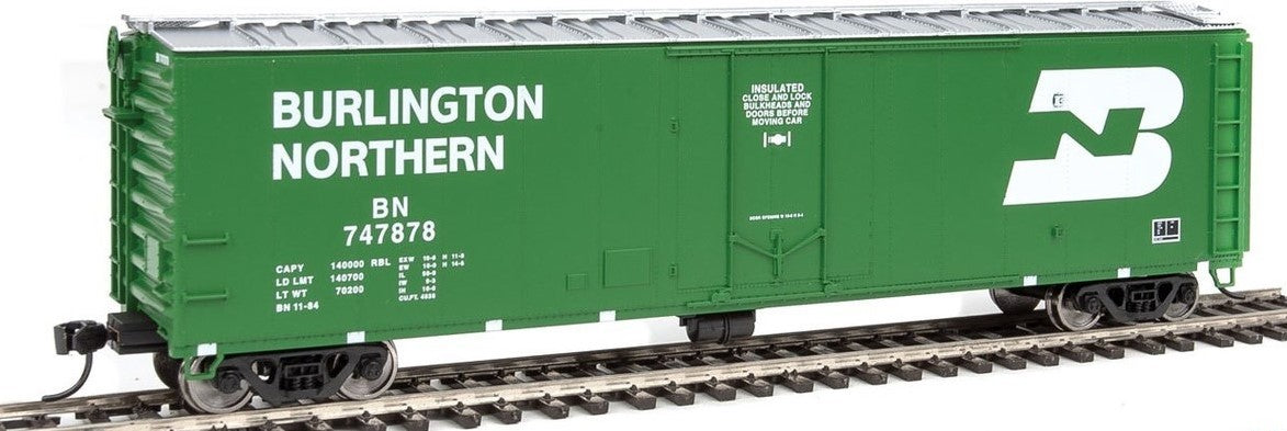 Walthers 910-2831 HO Burlington Northern 50' PC&F Insulated Boxcar #747878