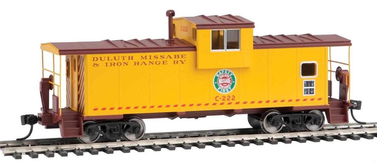 Walthers 910-8706 HO DMIR International Extended Wide-Vision Caboose #222