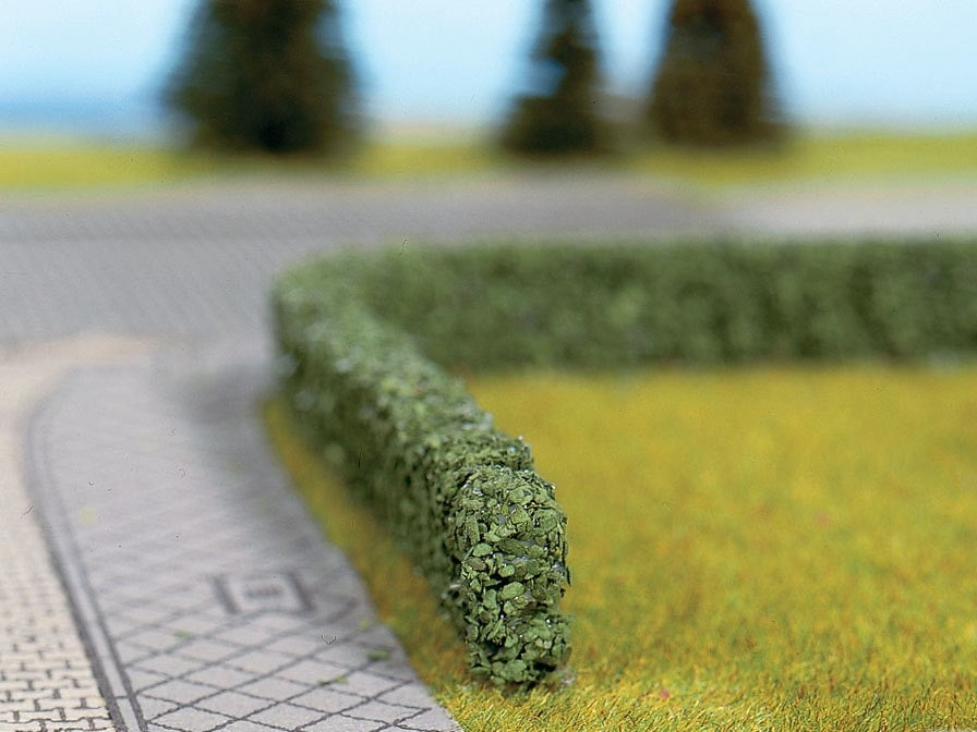 Walthers 949-1303 HO Dark Green Tall Hedges