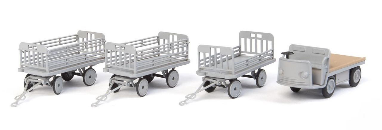 Walthers 949-4141 HO Non-Powered Gray Baggage Tractor & 3 Trailers Plastic Kit