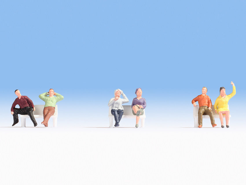 Noch 18132 HO Seated People Figures (Set of 6)