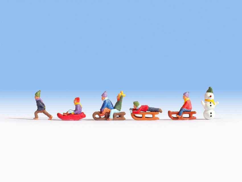 Noch 36819 N Children in Snow Figures (Set of 6)